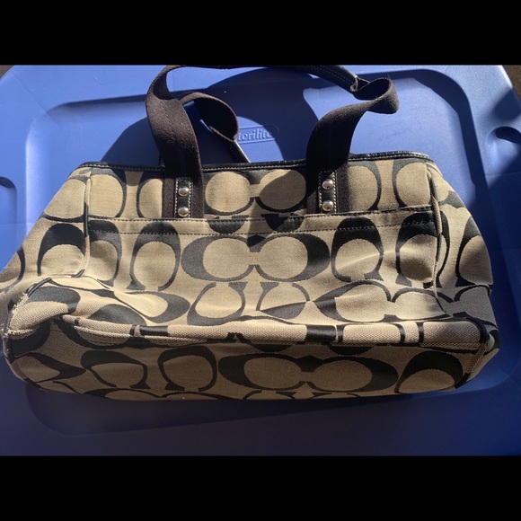 Coach handbag - Picture 1 of 3